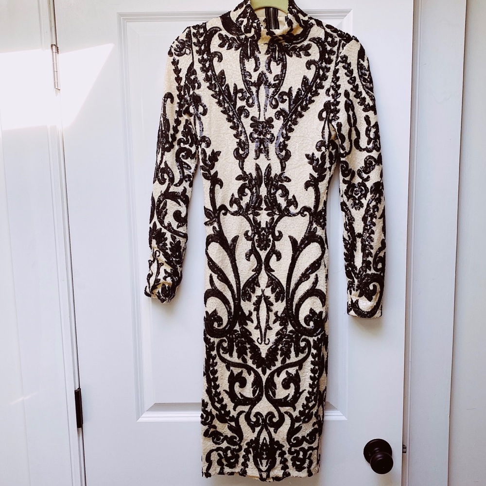 Nude/black sequin dress